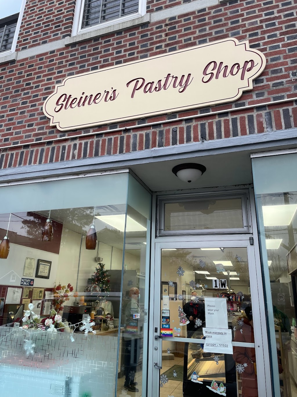 Steiner’s Pastry Shop | 148 Main St, Port Washington, NY 11050 | Phone: (516) 612-9730