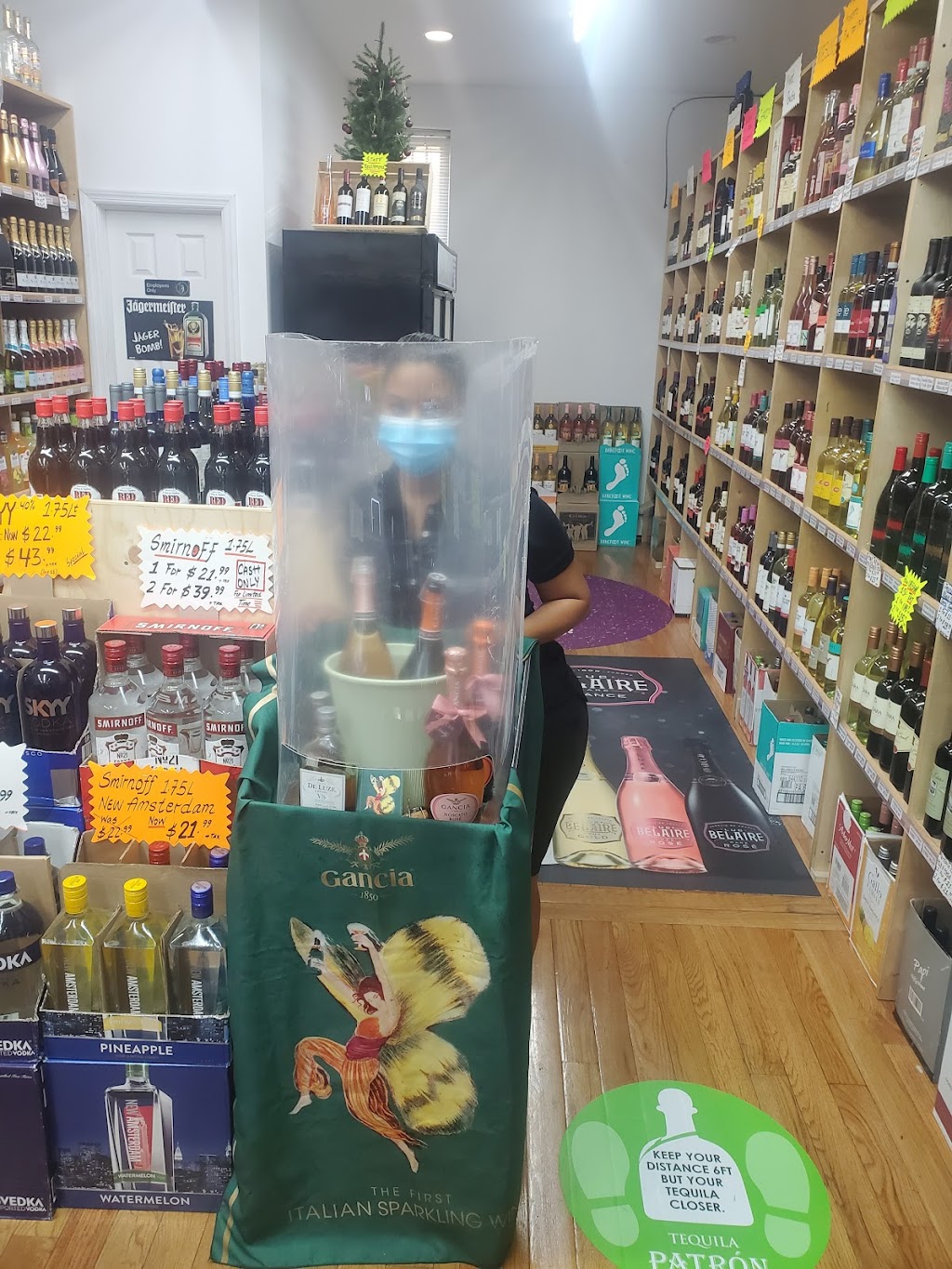 kaj wine and liquor | 107-44 Van Wyck Expy, Jamaica, NY 11419 | Phone: (718) 480-1122