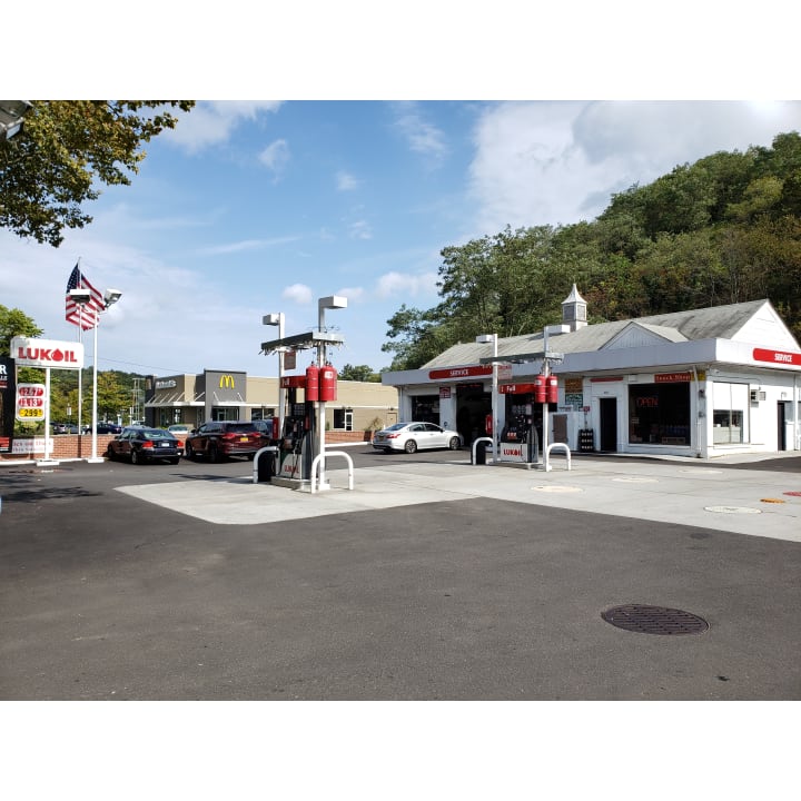 LUKOIL | 247 Pine Hollow Rd, Oyster Bay, NY 11771 | Phone: (516) 922-5982