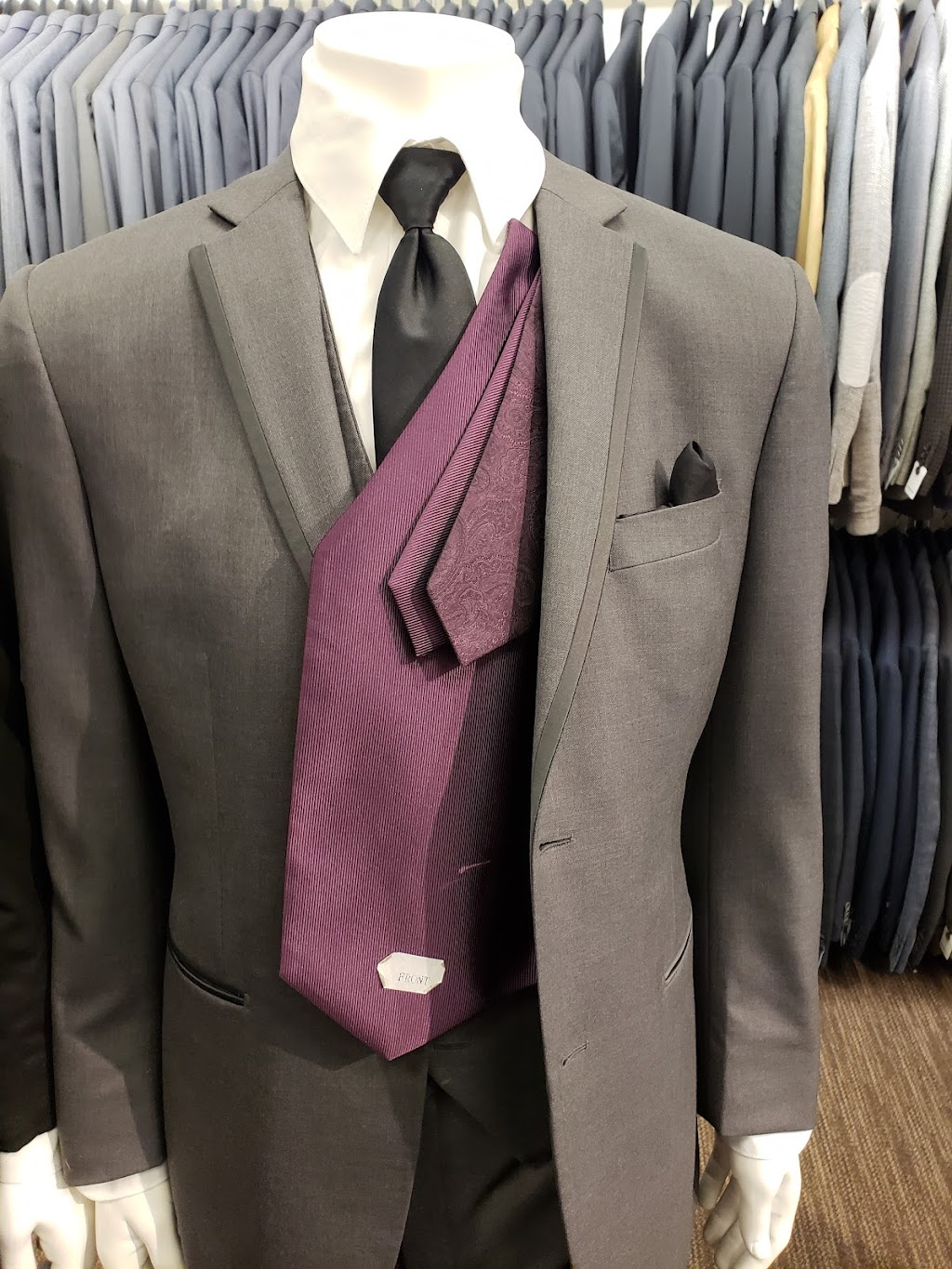 Mens Wearhouse | 5294 Sunrise Hwy, Massapequa Park, NY 11762 | Phone: (516) 798-0370