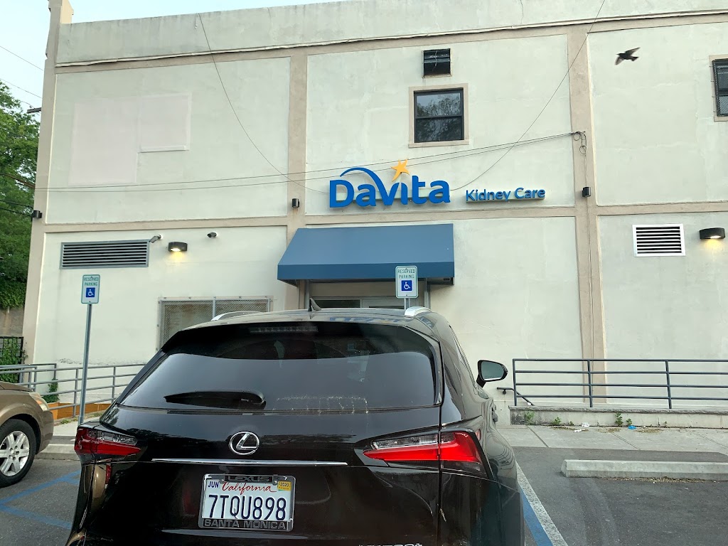 DaVita Ozone Park Dialysis | 100-02 Rockaway Blvd, Queens, NY 11417 | Phone: (833) 433-2046