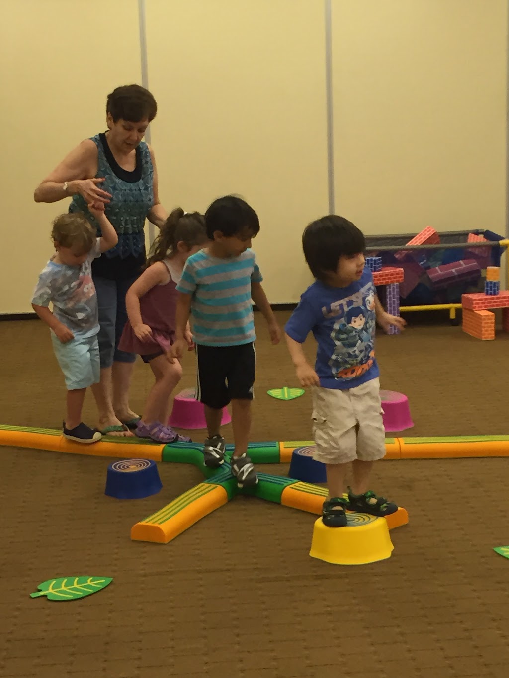 Mazel Tots Nursery School | 2 Ogden Rd, Scarsdale, NY 10583 | Phone: (914) 723-3001