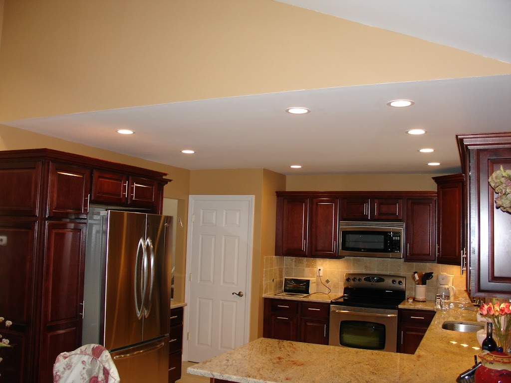 Roberts Remodeling Pro Inc | 4292 Hicksville Rd, Bethpage, NY 11714 | Phone: (516) 521-6891