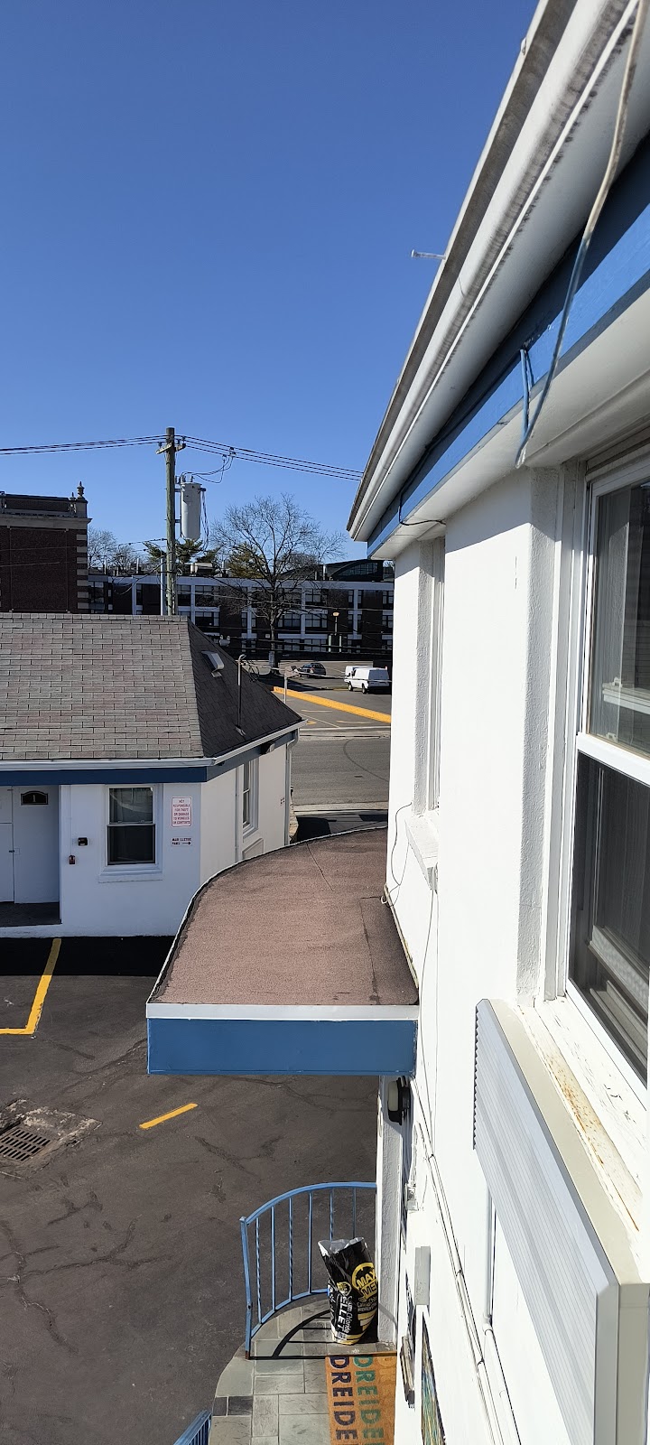 Mamaroneck Motel | 1015 W Boston Post Rd, Mamaroneck, NY 10543 | Phone: (914) 698-0671