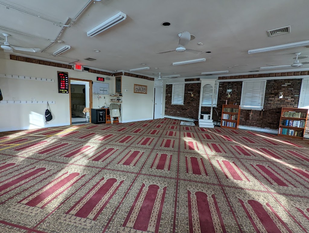 Masjid Al-Baqi (Muslims On Long Island Inc) | 320 Central Ave, Bethpage, NY 11714 | Phone: (516) 433-4141