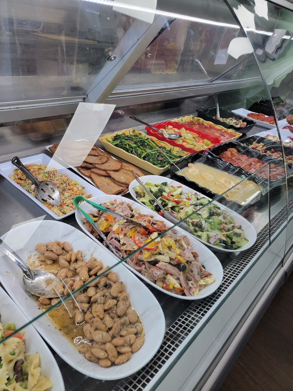 J&G Deli and Market | 502 New Rochelle Rd, Bronxville, NY 10708 | Phone: (914) 840-4123