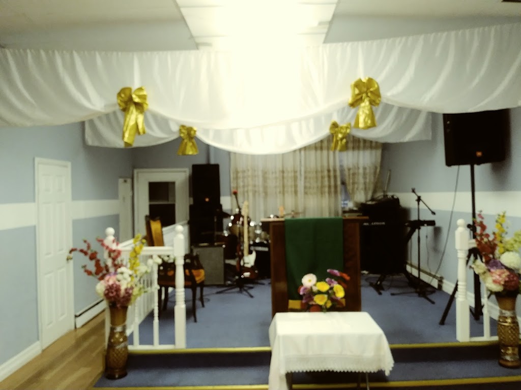 Iglesia Cristiana Un Nuevo Renacer | 9534 150th St, Jamaica, NY 11435 | Phone: (718) 915-9738