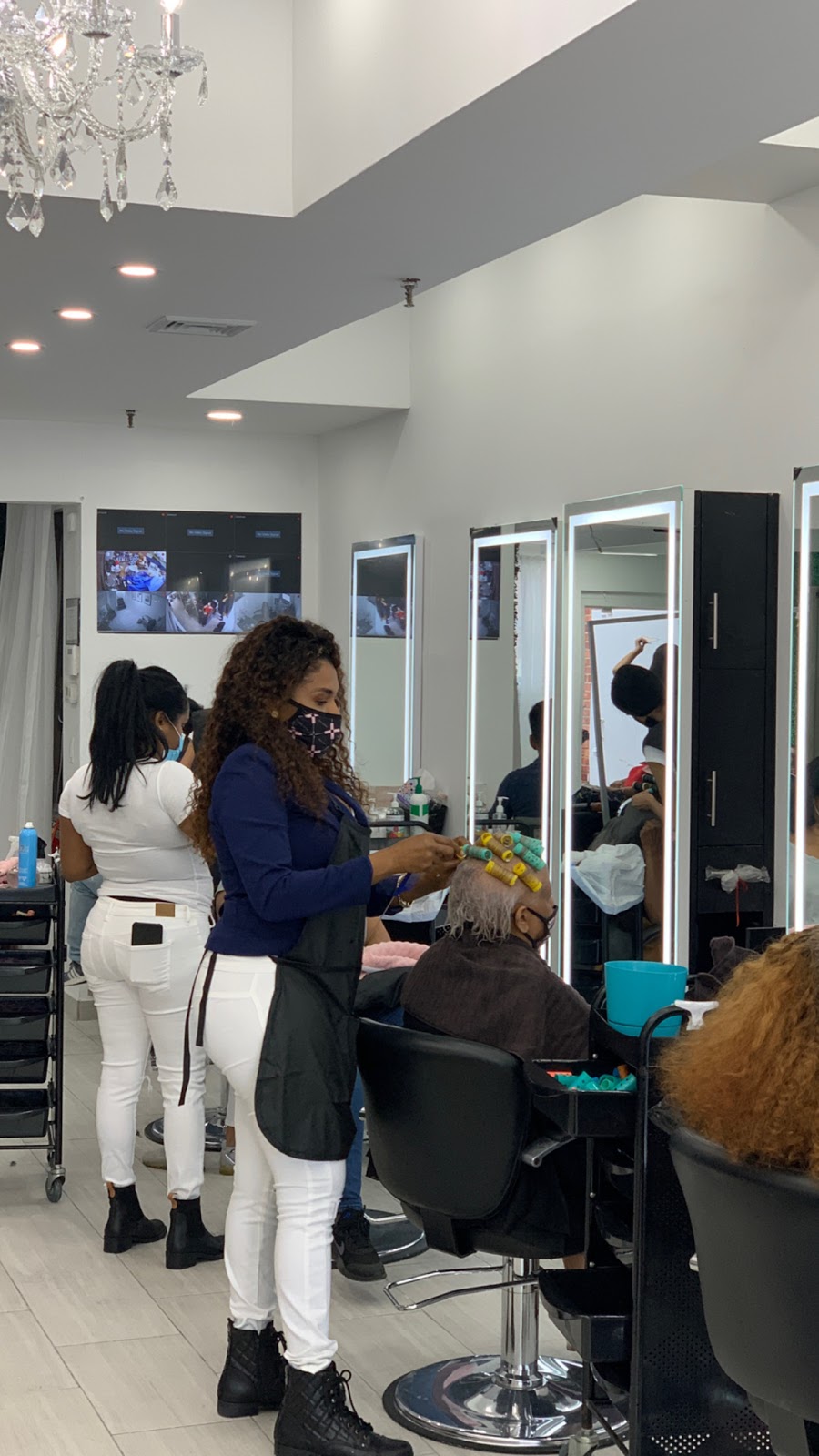 Dominican Sisters Hair Salon | 1775 Dutch Broadway, Elmont, NY 11003 | Phone: (516) 519-8153