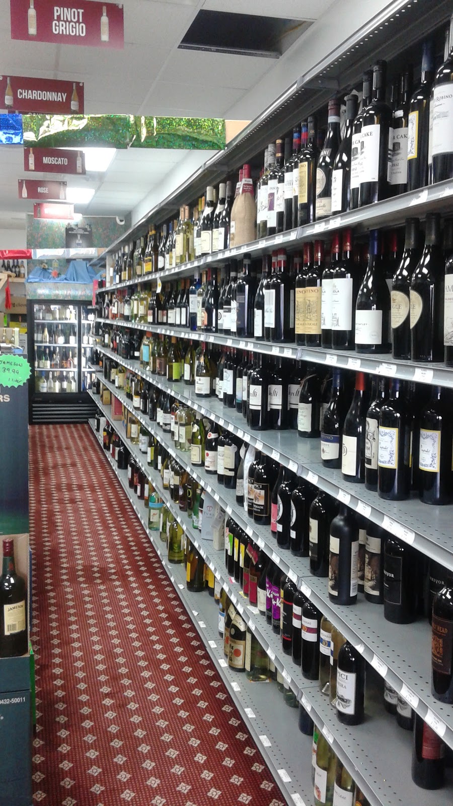 Merrick Wines & Liquors | Mall, 2148 Merrick Ave, Merrick, NY 11566 | Phone: (516) 544-4859