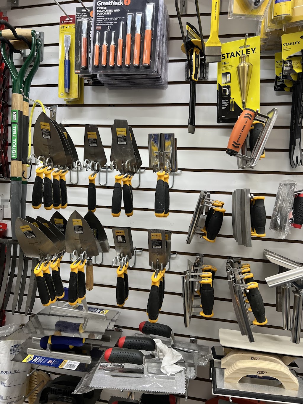 Hillside Hardware Plumbing Electrical & Supplies | 267-27 Hillside Avenue, Queens, NY 11004 | Phone: (718) 340-8248