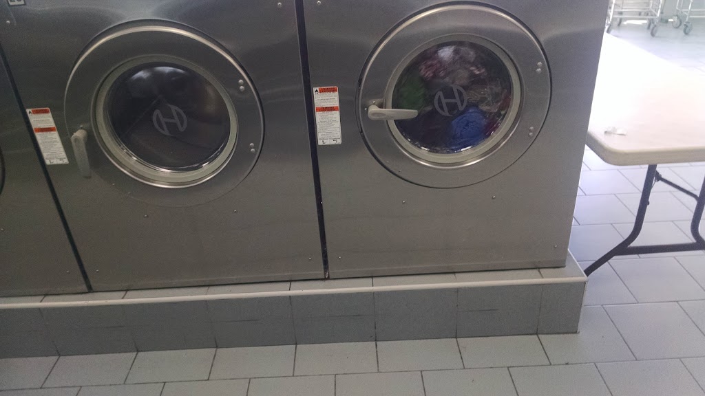 Mega Wash Laundromat | 35 Broadway, Freeport, NY 11520 | Phone: (516) 223-4913