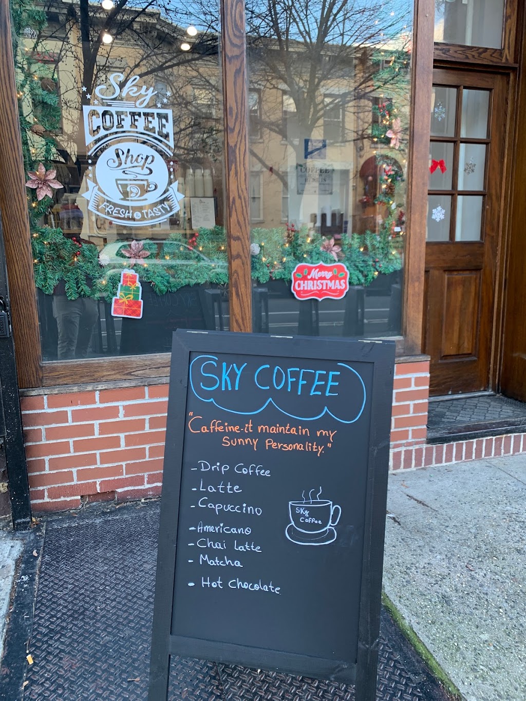 Sky Coffee Shop | 464 Woodward Ave, Queens, NY 11385 | Phone: (585) 456-1432