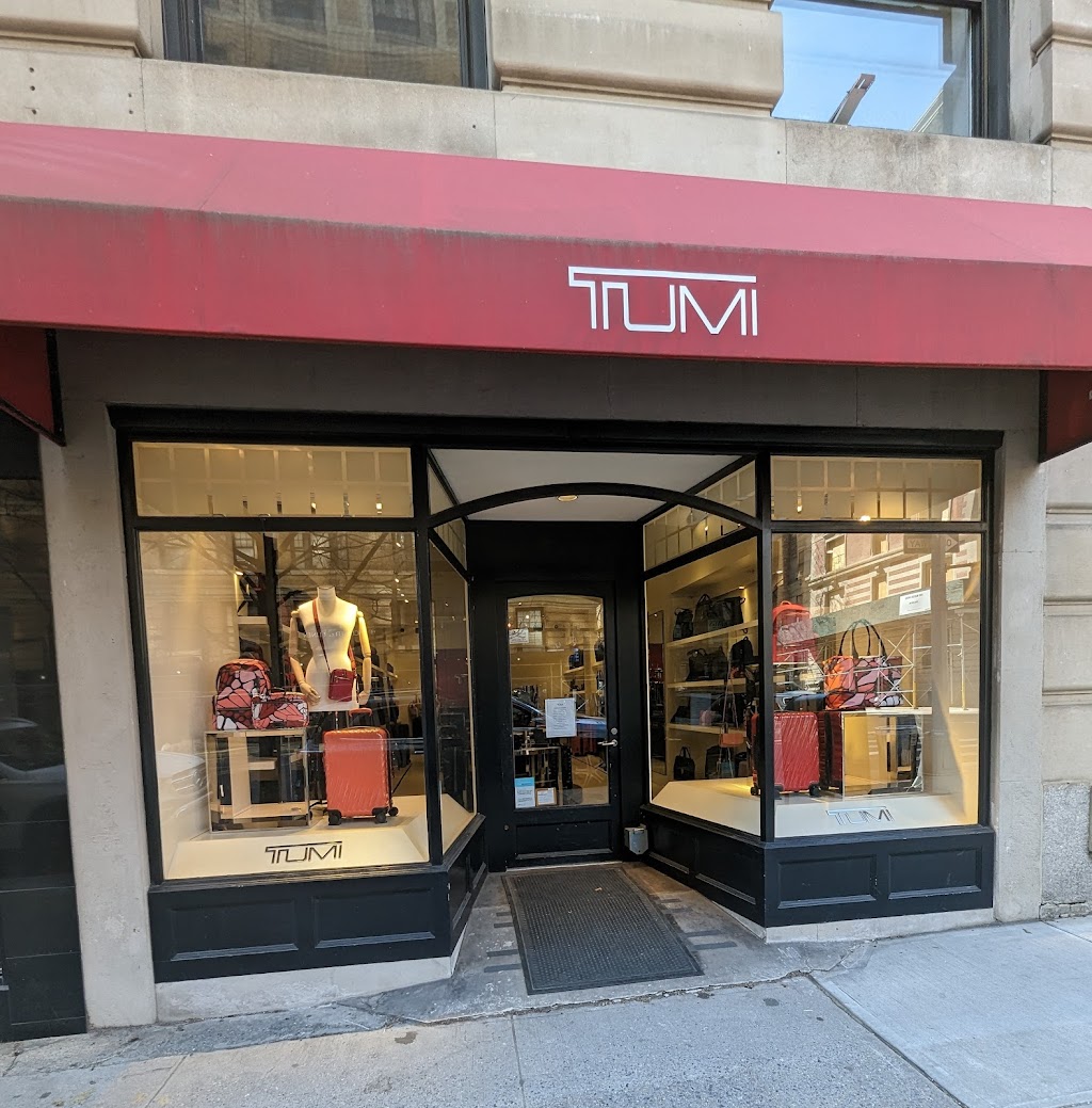 TUMI Store - Upper Madison | 1100 Madison Ave, New York, NY 10028 | Phone: (212) 288-8802