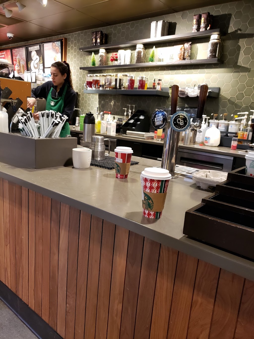 Starbucks | 1713 Merrick Ave, Merrick, NY 11566 | Phone: (516) 771-1904