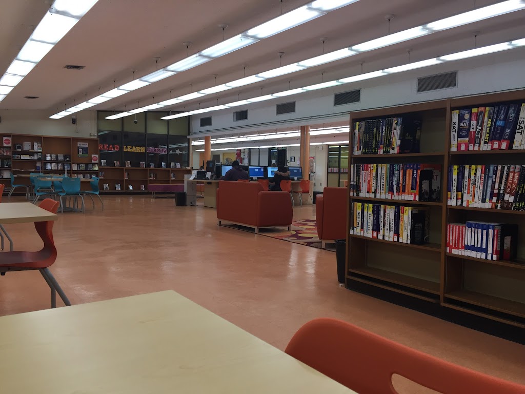 Soundview Library | 660 Soundview Ave, Bronx, NY 10473 | Phone: (718) 589-0880