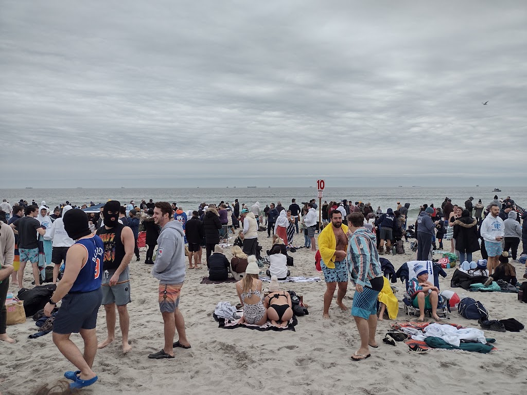 Ocean Beach Park | 300 W Broadway, Long Beach, NY 11561 | Phone: (516) 431-1021