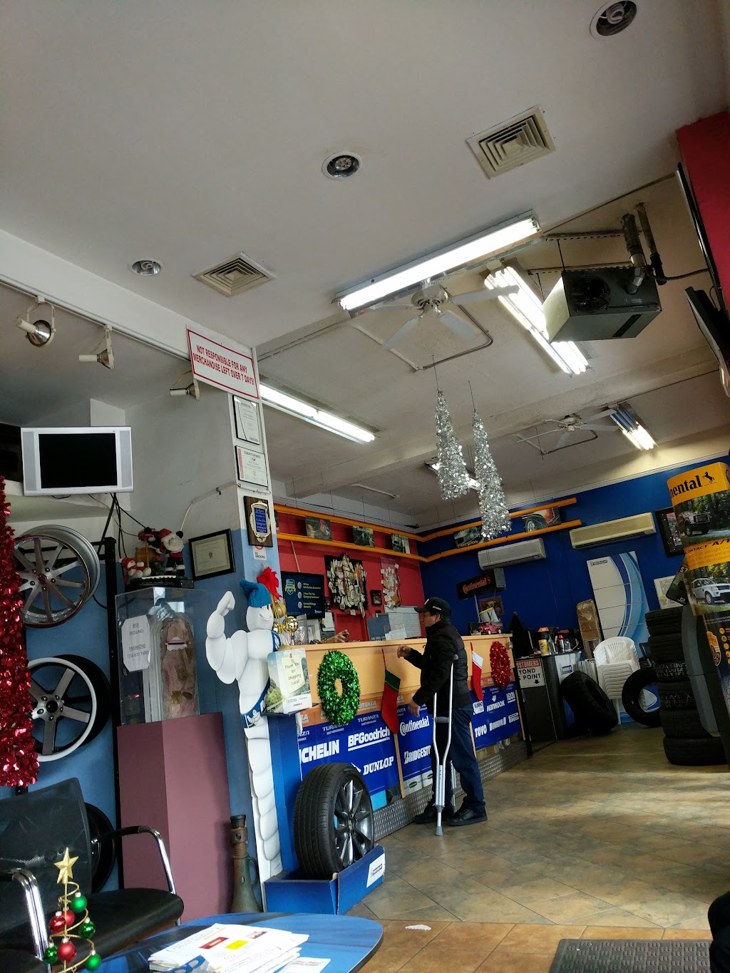 Red Line Auto & Tire | 110-01 Northern Blvd, Queens, NY 11368 | Phone: (718) 672-7600