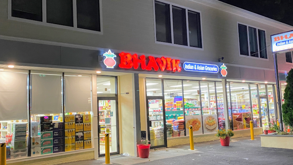 Bhavik Grocery | 130 E Main St, Elmsford, NY 10523 | Phone: (914) 592-8086