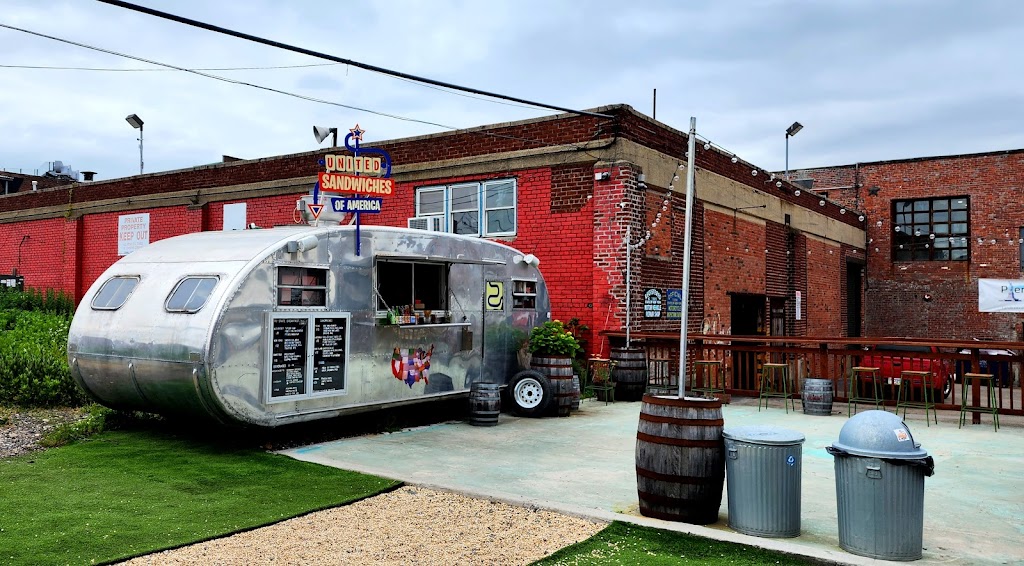 United Sandwiches of America | 185 Van Dyke St, Brooklyn, NY 11231 | Phone: (424) 224-5562