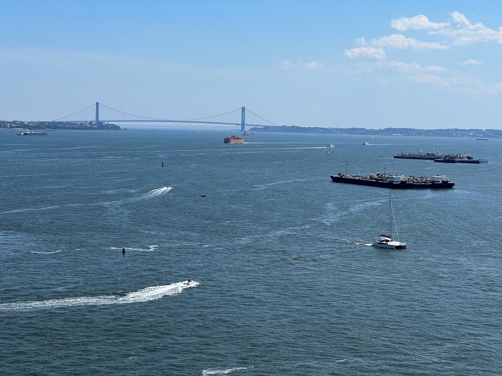 Liberty Island Ferry | 1 Audrey Zapp Dr, Jersey City, NJ 07305 | Phone: (201) 604-2800