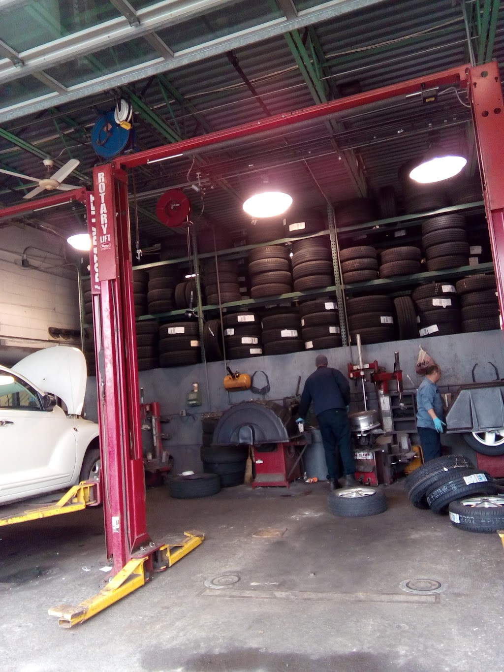 Mavis Discount Tire | 400 S Broadway, Tarrytown, NY 10591 | Phone: (914) 829-3032