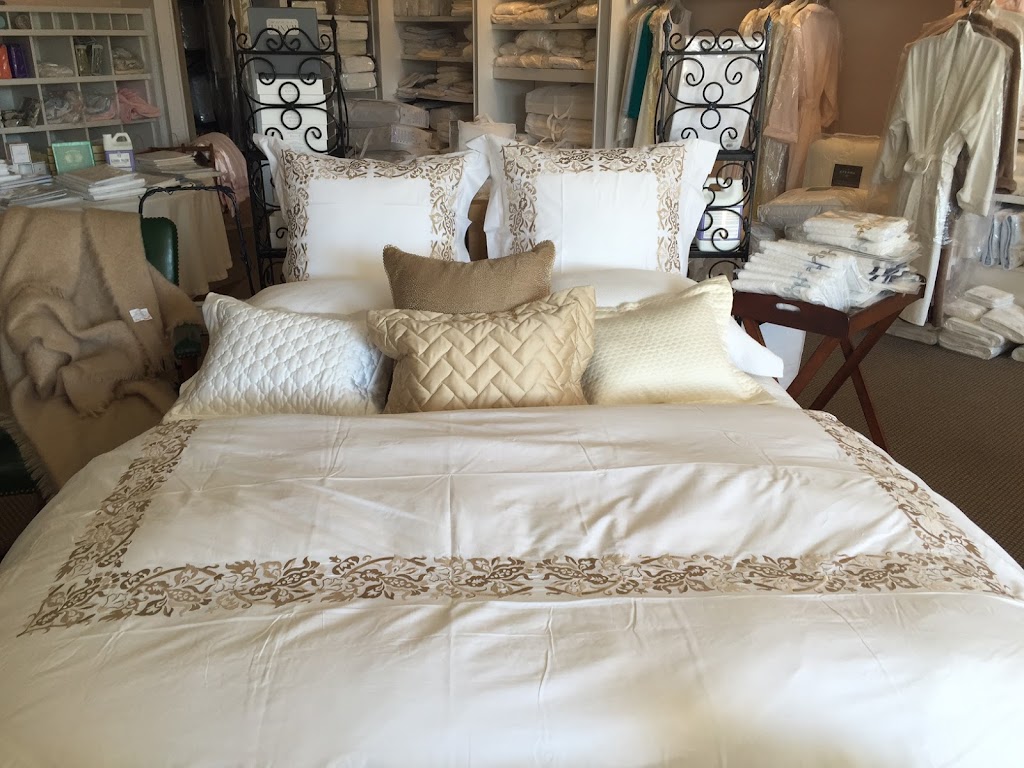 R Jabbour & Sons Fine Linens | 108 Forest Ave, Locust Valley, NY 11560 | Phone: (516) 674-9526