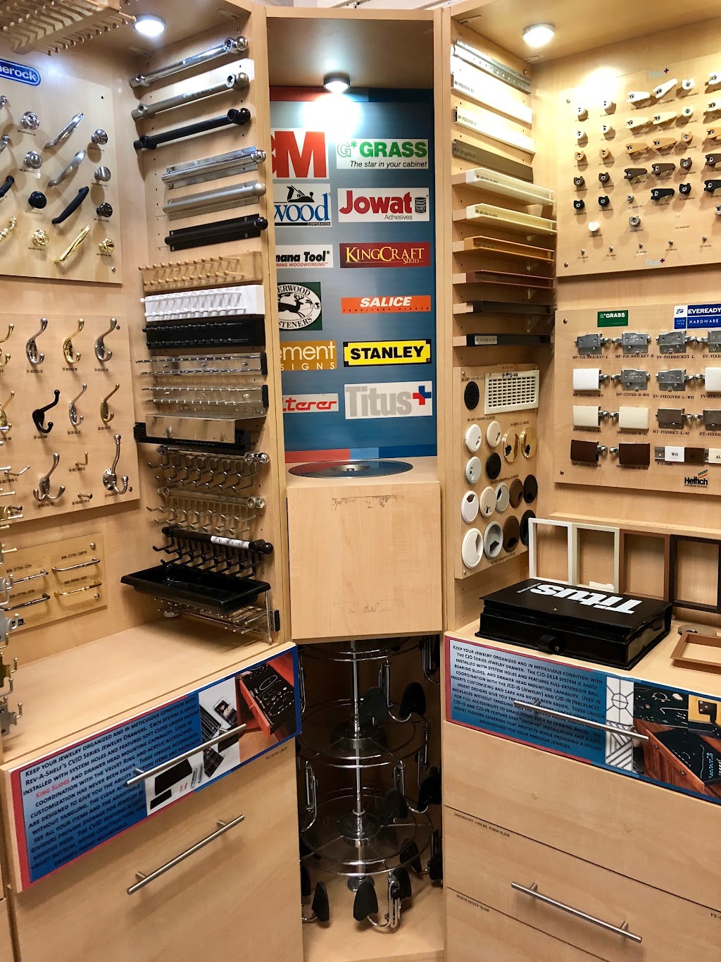 Richelieu Hardware | 60-01 31st Ave, Queens, NY 11377 | Phone: (718) 371-0450