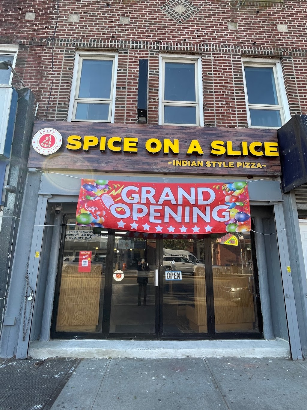 Spice on a Slice | 215-45 Jamaica Ave, Queens, NY 11428 | Phone: (718) 470-2258