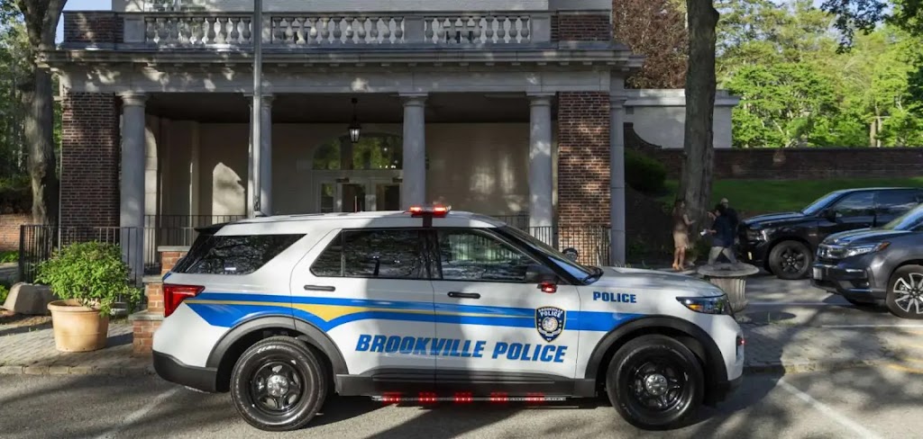 Brookville Police Department | 195 Brookville Rd, Glen Head, NY 11545 | Phone: (516) 440-2300