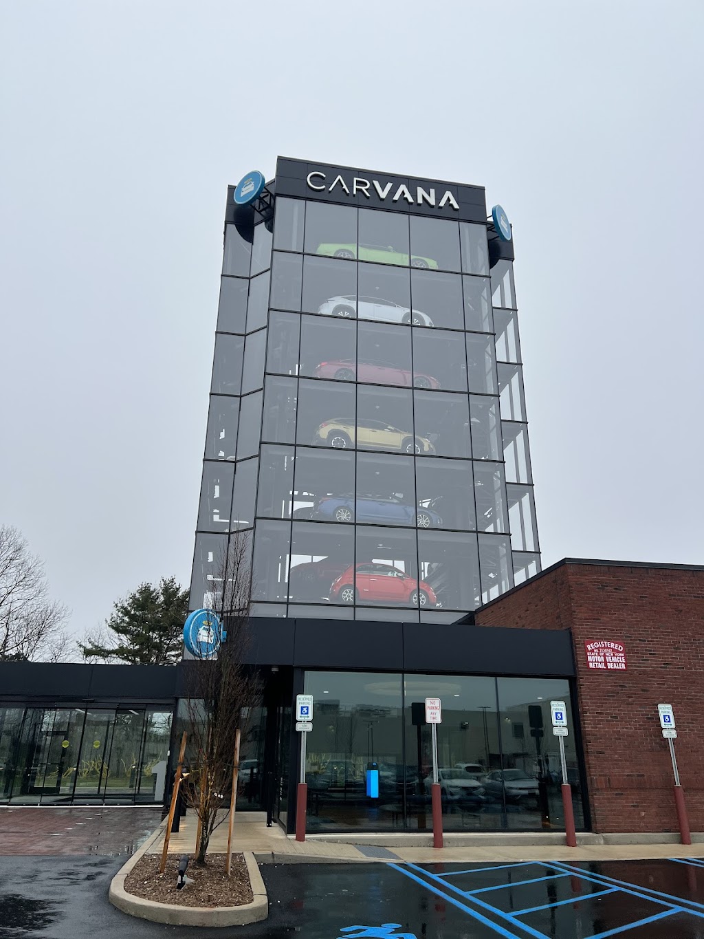 Carvana New York City | 1400 Ferris Pl, Bronx, NY 10461 | Phone: (800) 333-4554