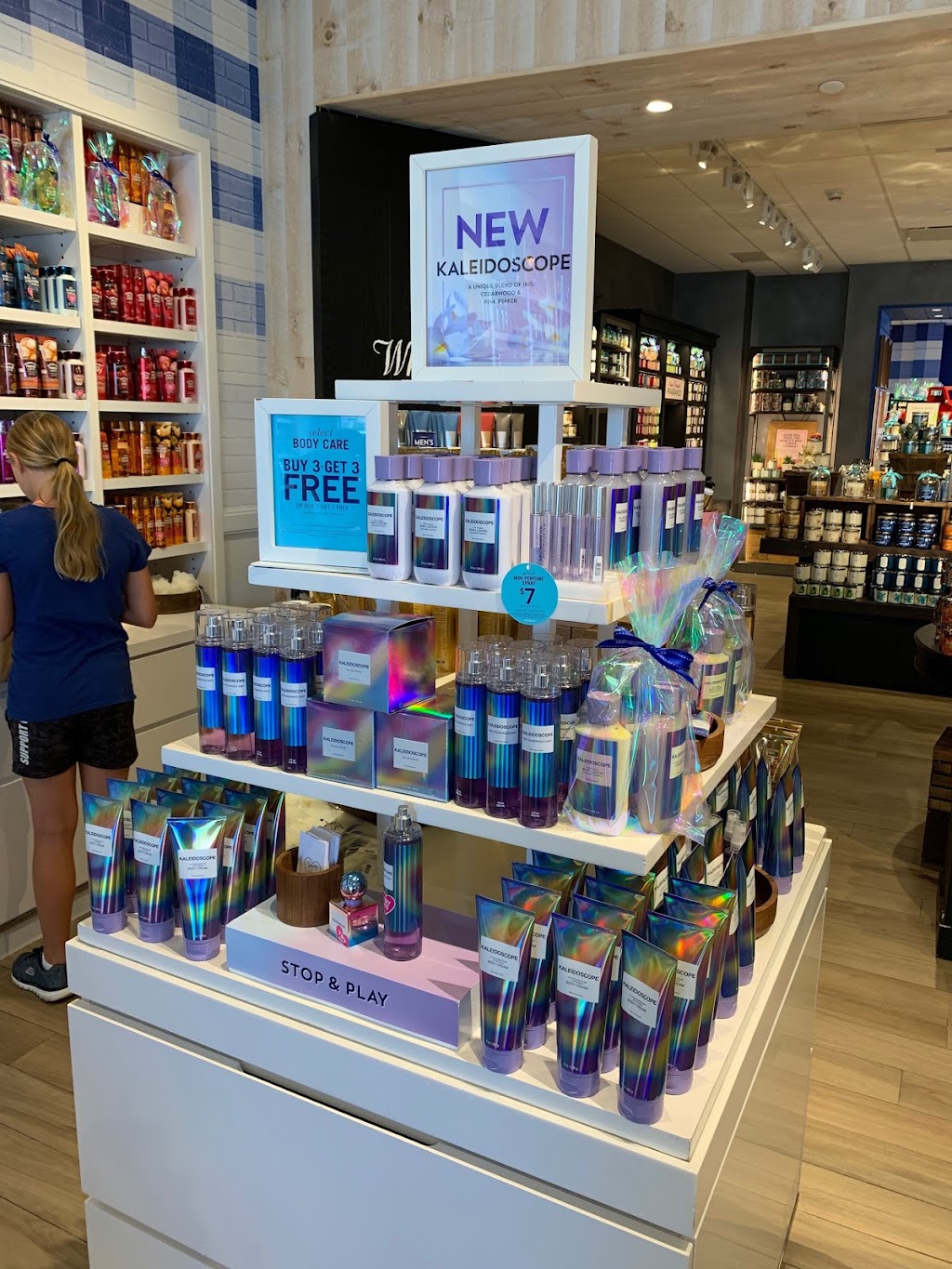 Bath & Body Works | 3559 Long Beach Rd, Oceanside, NY 11572 | Phone: (516) 766-0902