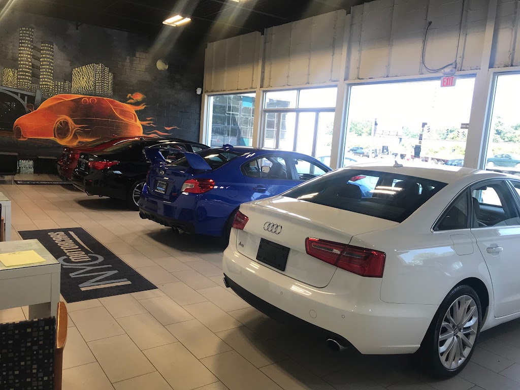 NYC Motorcars of Freeport | 415 W Sunrise Hwy, Freeport, NY 11520 | Phone: (516) 223-0550