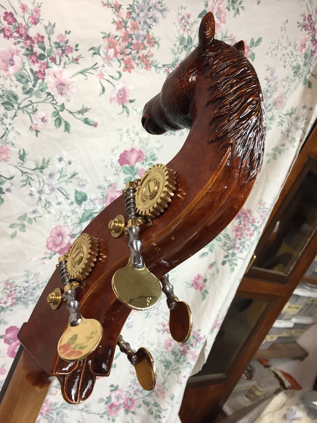 Maday Edward Violin & Viol Maker | 1066 Stanton Ave, Woodmere, NY 11598 | Phone: (516) 374-4943