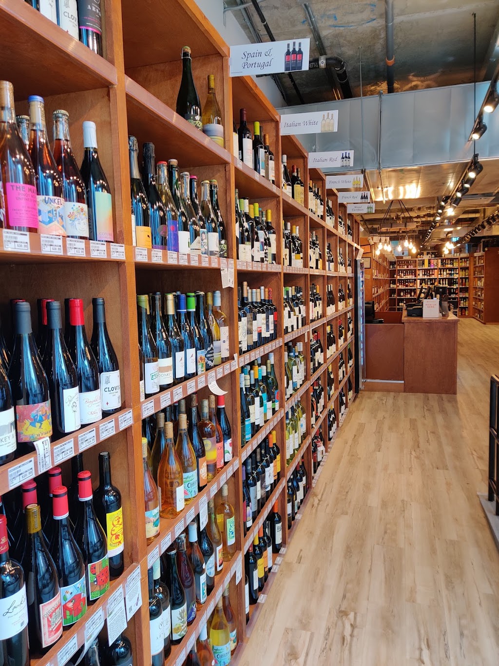 Kent Wines & Liquors | 420 Kent Ave, Brooklyn, NY 11249 | Phone: (929) 337-6363