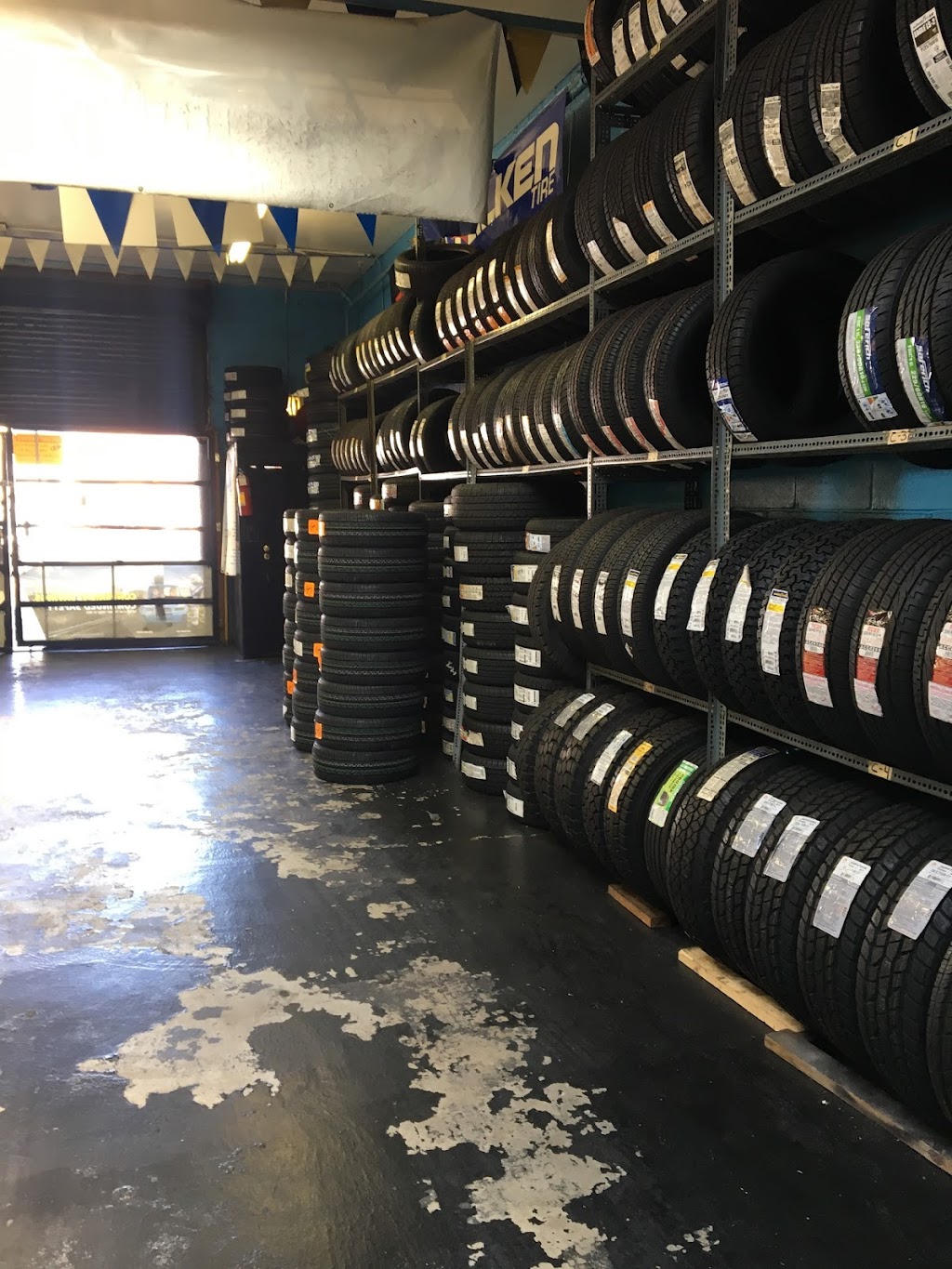 29st Tire shop corp | 146 29th St, Brooklyn, NY 11232 | Phone: (718) 768-0302