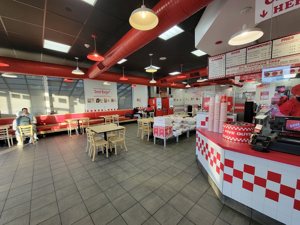 Five Guys | 2500 Central Park Ave, Yonkers, NY 10710 | Phone: (914) 361-4106