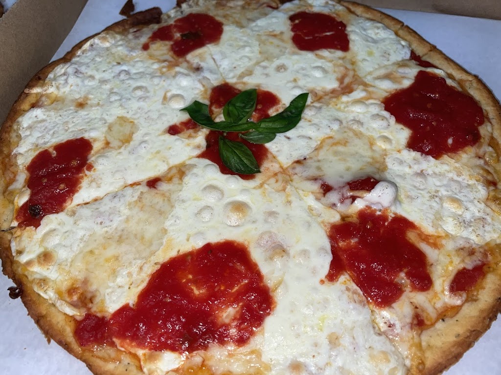 Anthony GM Pizzeria | 19 NJ-5, Edgewater, NJ 07020 | Phone: (201) 402-4755