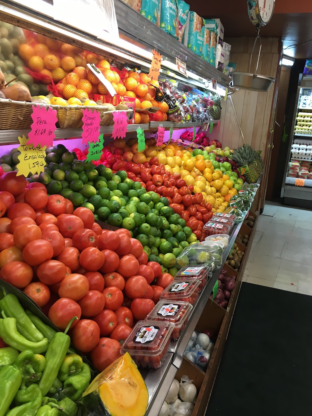 Los Hermanos Supermarket | 2606 Bergenline Ave, Union City, NJ 07087 | Phone: (201) 330-1928