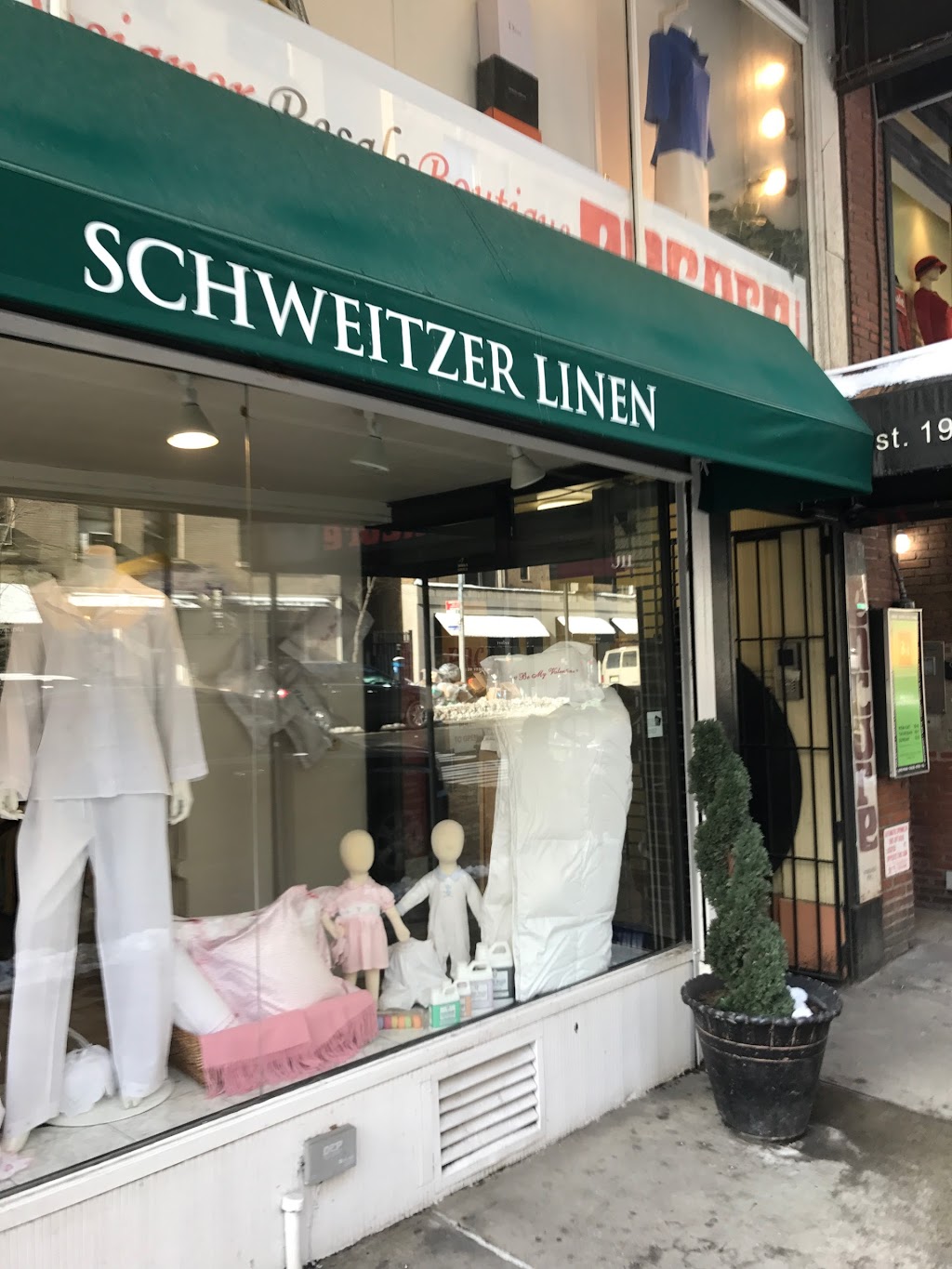 Schweitzer Linen | 1097 Madison Ave, New York, NY 10028 | Phone: (212) 249-8361