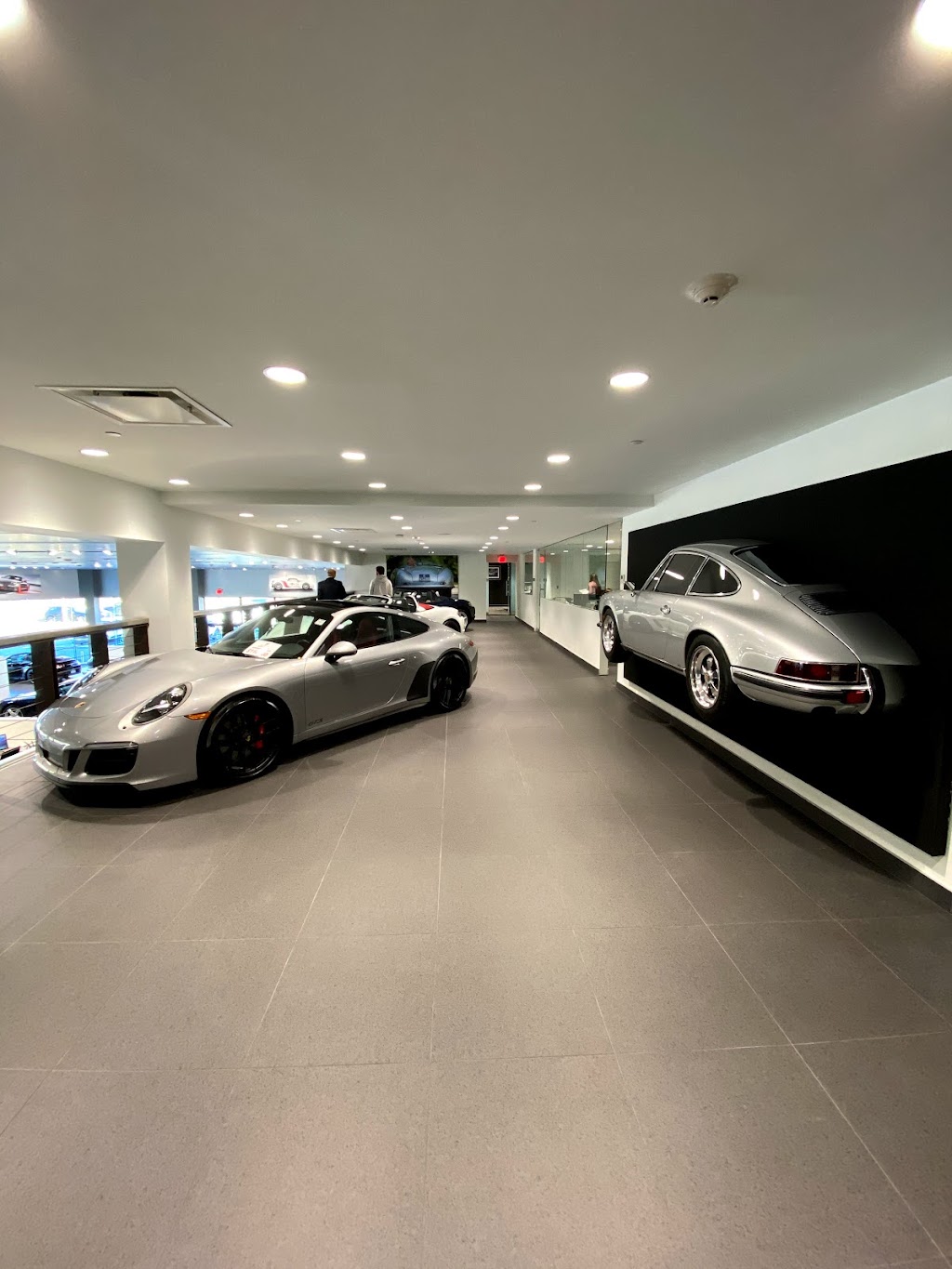 Porsche Gold Coast | 125 S Service Rd, Jericho, NY 11753 | Phone: (516) 758-0800