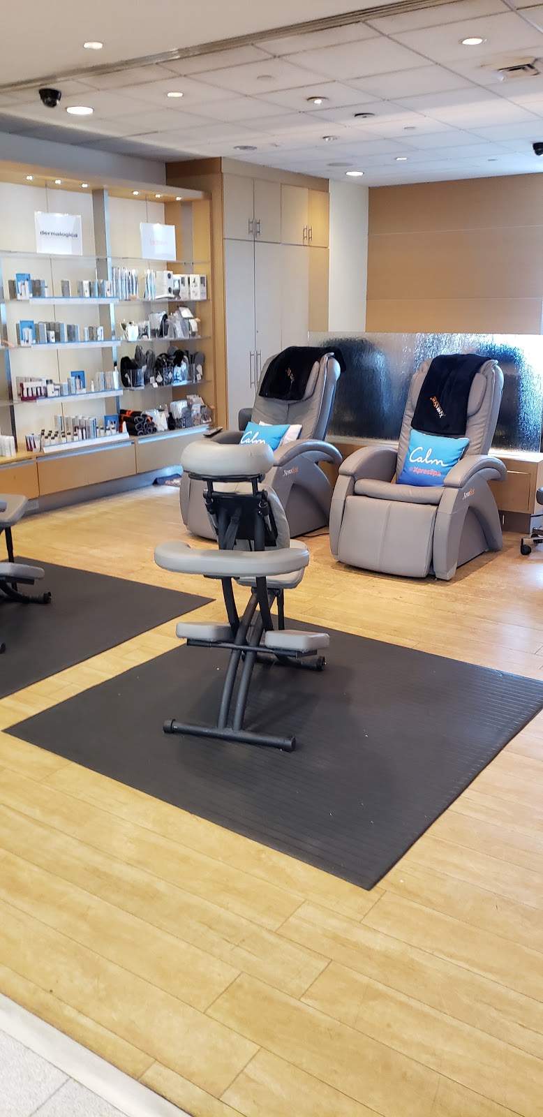 XpresSpa | Terminal 4 Departures, Queens, NY 11430 | Phone: (718) 957-9171