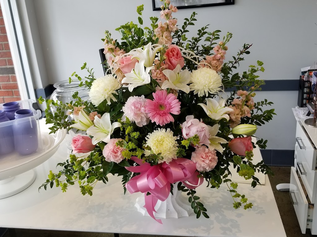 The Village Flower Shoppe by Lina | 14 Hillside Avenue, Williston Park, NY 11596 | Phone: (516) 747-0454