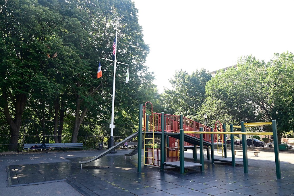 Lawrence Virgilio Playground | 39th Rd, Queens, NY 11377 | Phone: (212) 639-9675