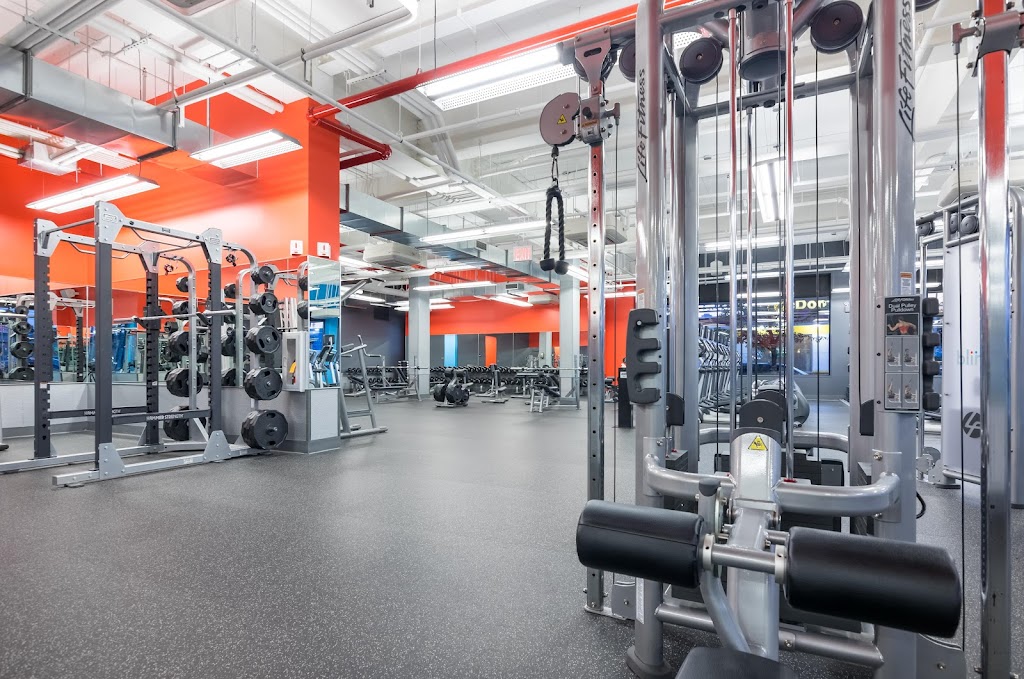 Blink Fitness | 14 Brooklyn Ave, Valley Stream, NY 11581 | Phone: (516) 206-1990