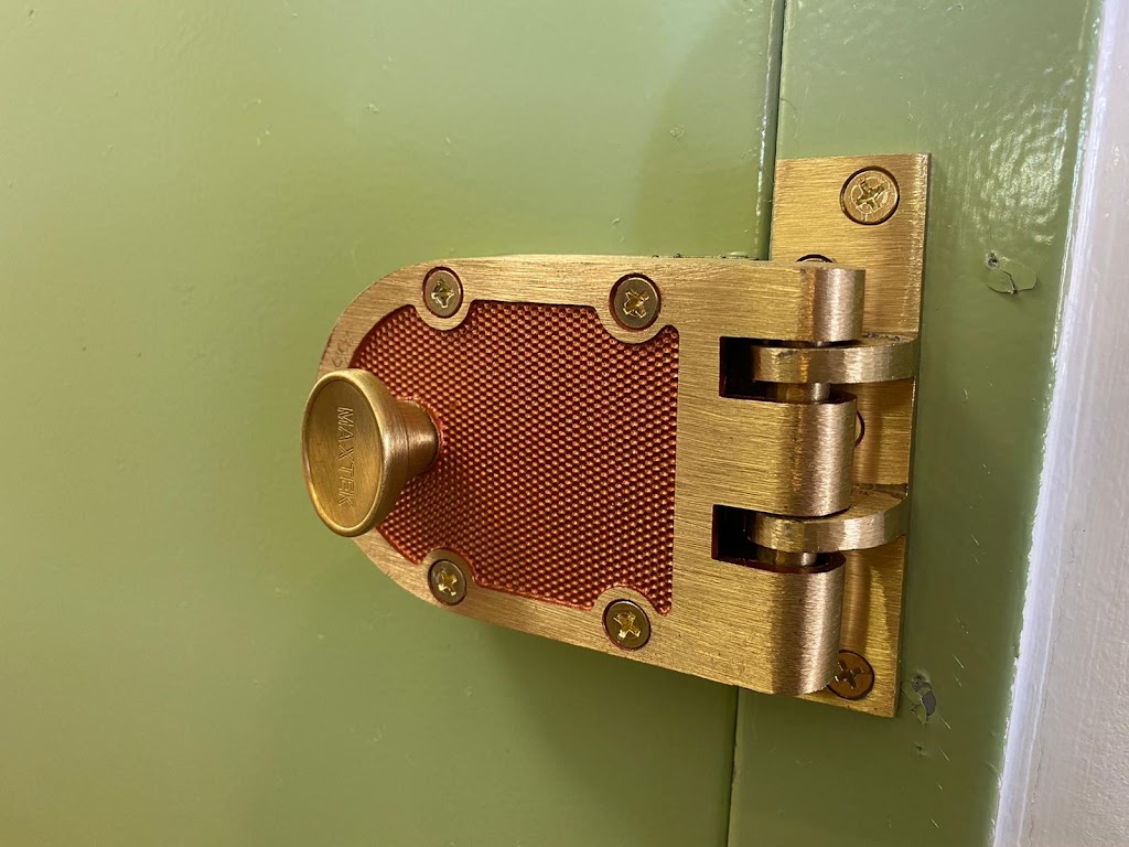 Triple Locksmith | 53-23 Woodside Ave, Queens, NY 11377 | Phone: (347) 708-5588