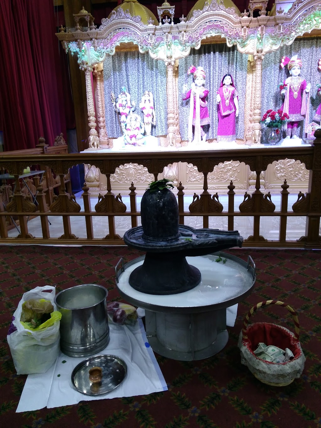 BAPS Shri Swaminarayan Mandir,Yonkers | 556 Yonkers Ave, Yonkers, NY 10704 | Phone: (914) 375-4334