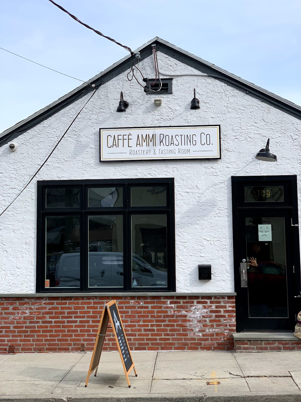 Caffè Ammi Roasting Co. | 109 6th St, Village of Pelham, NY 10803 | Phone: (914) 738-2511