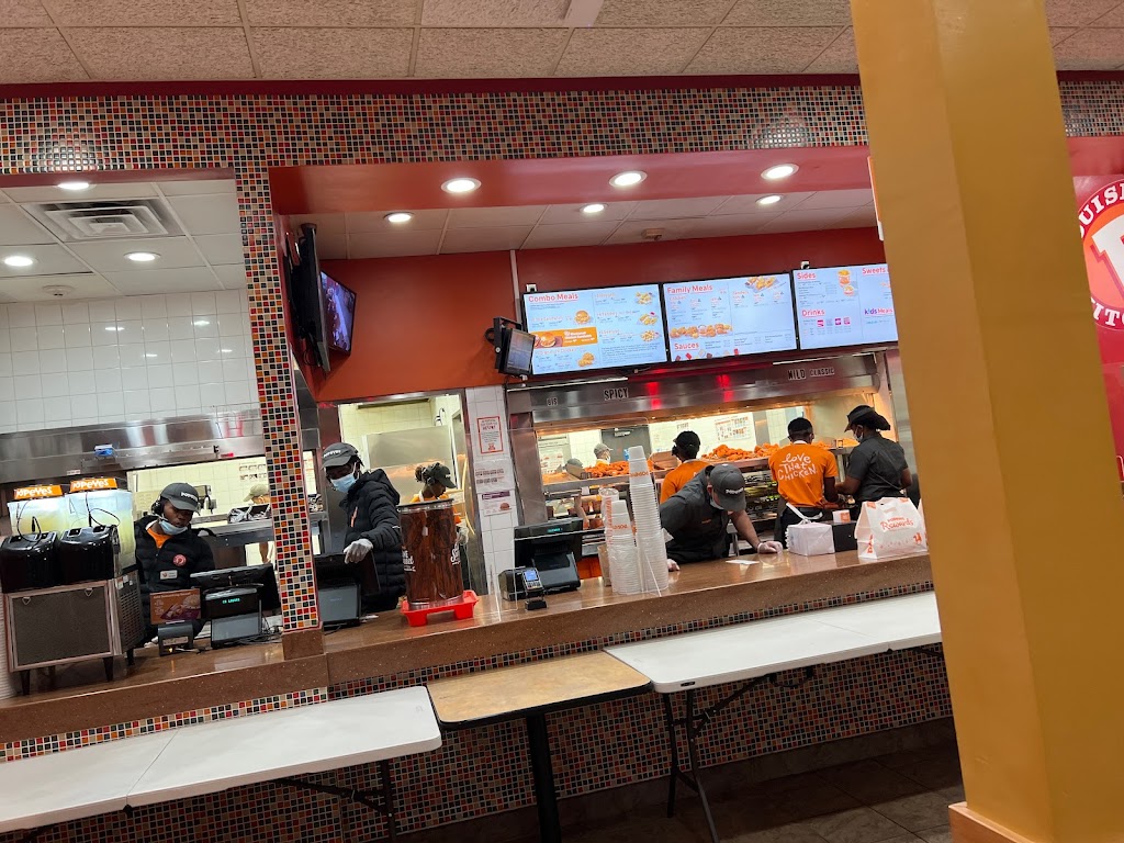 Popeyes Louisiana Kitchen | 1636 Grand Ave, Baldwin, NY 11510 | Phone: (516) 377-2940