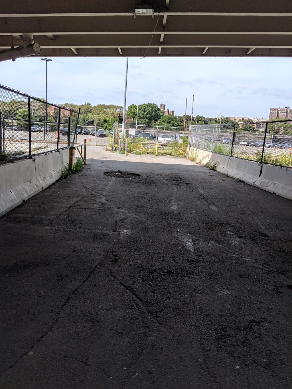 Harlem River Lot | Major Deegan Underpass, Bronx, NY 10451 | Phone: (718) 588-7802