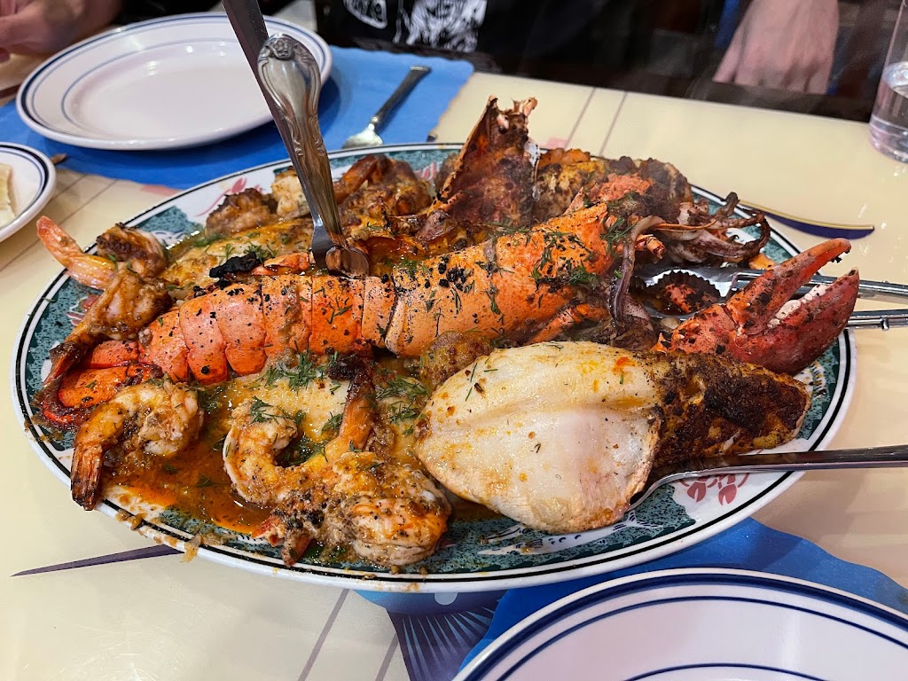 Sabrys Seafood | 2425 Steinway St, Queens, NY 11103 | Phone: (718) 721-9010